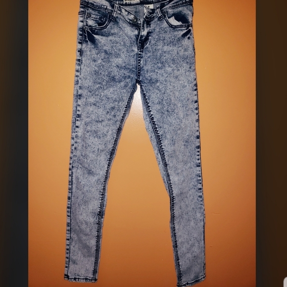 Blue jeans - Picture 1 of 3